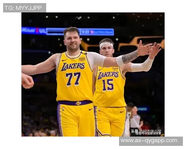 双星联手助力湖人逆袭东契奇与里夫斯同场净效率飙升至129 双星联手助力湖人逆袭东契奇与里夫斯同场净效率飙升至129