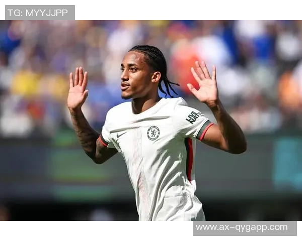 乔科尔盛赞若昂佩德罗凭借回撤和跑位撕裂对手防线的惊人表现